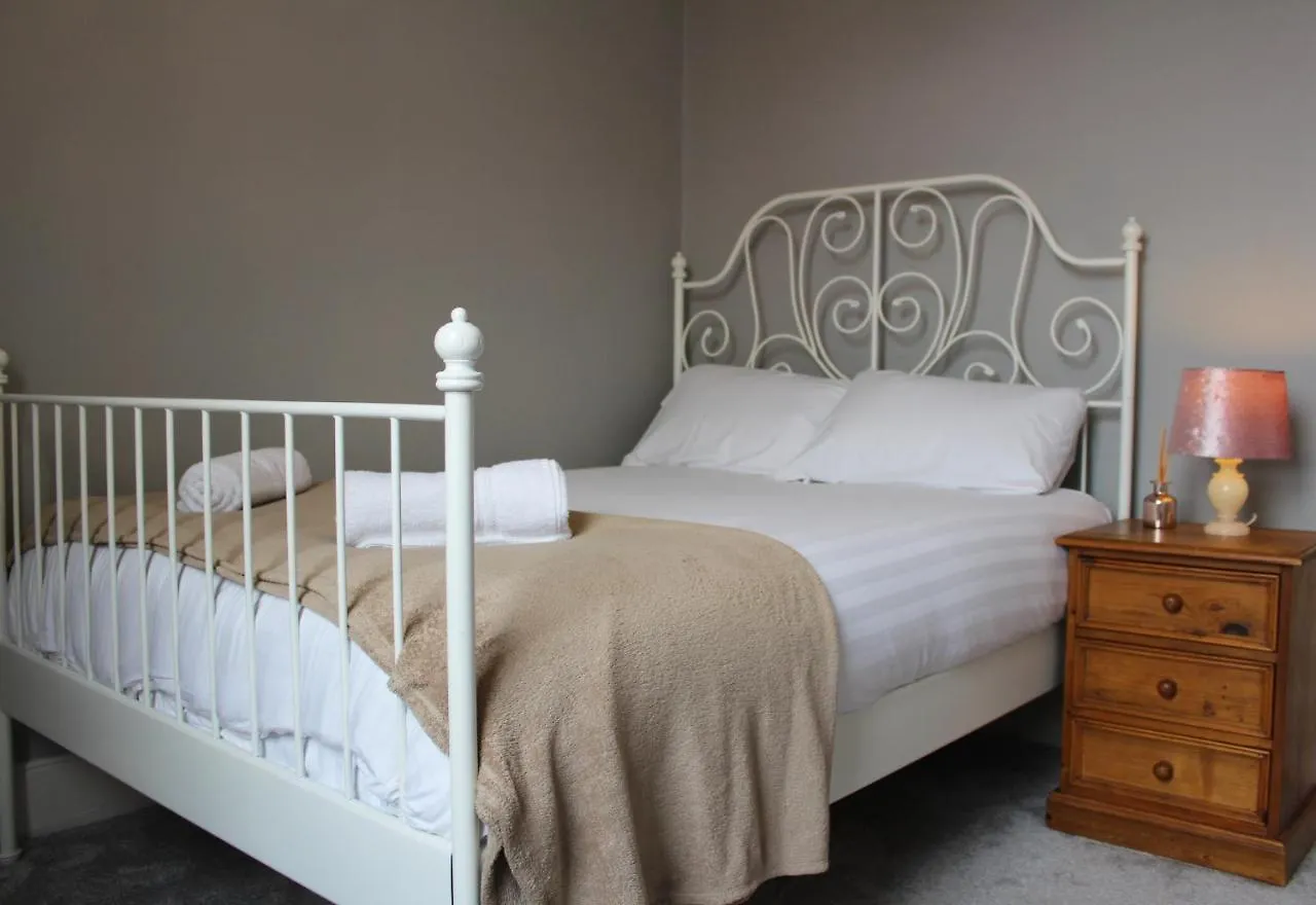 Luke Stays - Tamworth Road Newcastle upon Tyne Apartment