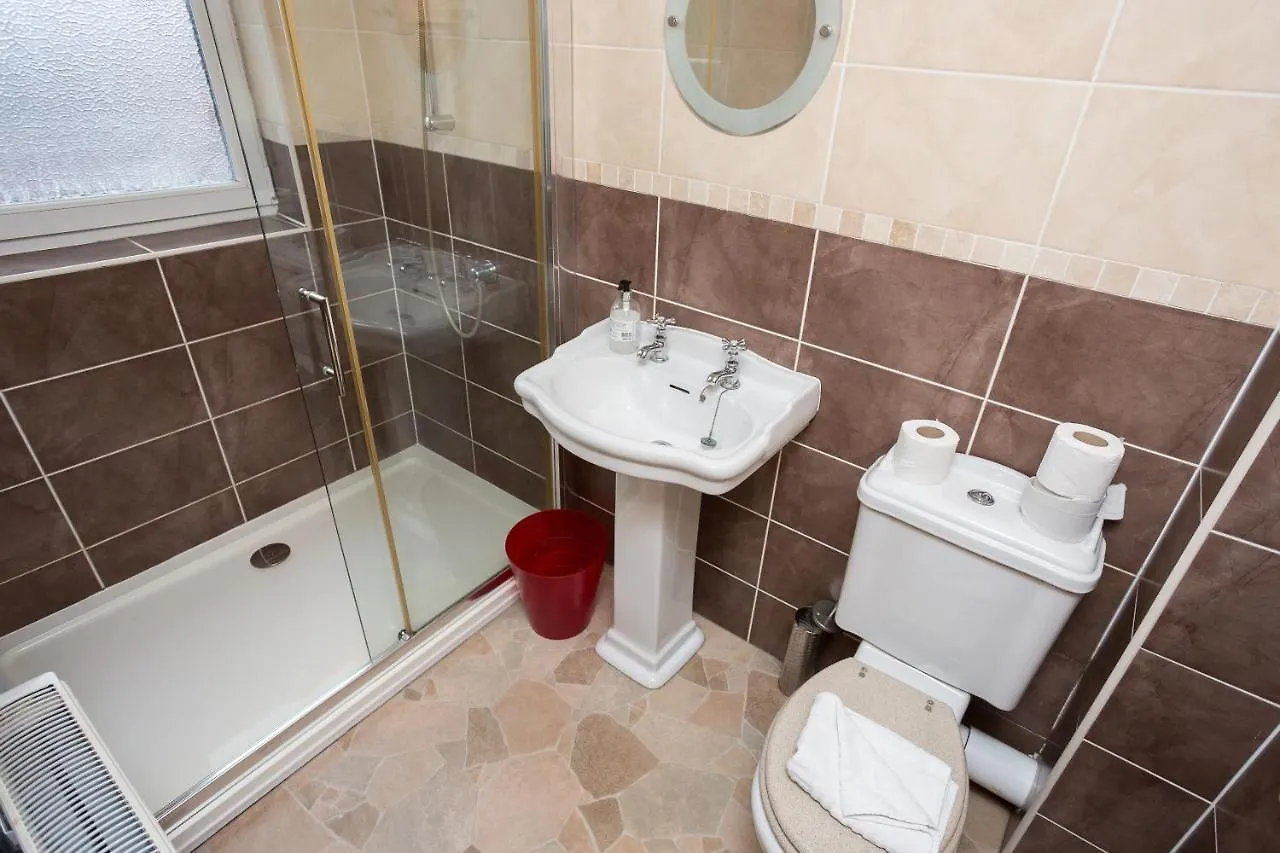 Luke Stays - Tamworth Road Newcastle upon Tyne Apartment